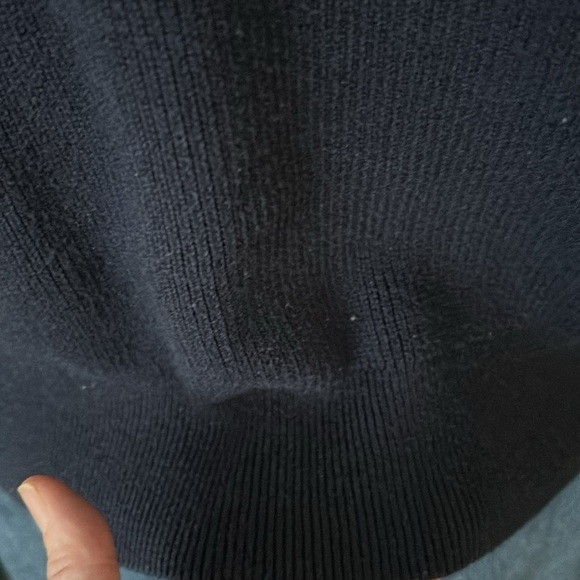 Ann Taylor Navy Blue V-Neck Sweater Size Small - Picture 5 of 10